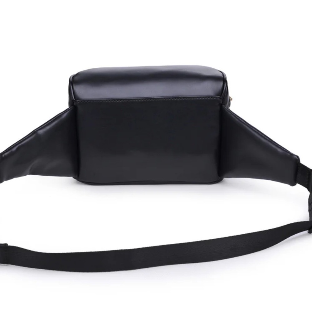 NWOT Urban Expresssions Black Hawthorn Perforated Belt Bag. - Picture 4 of 13